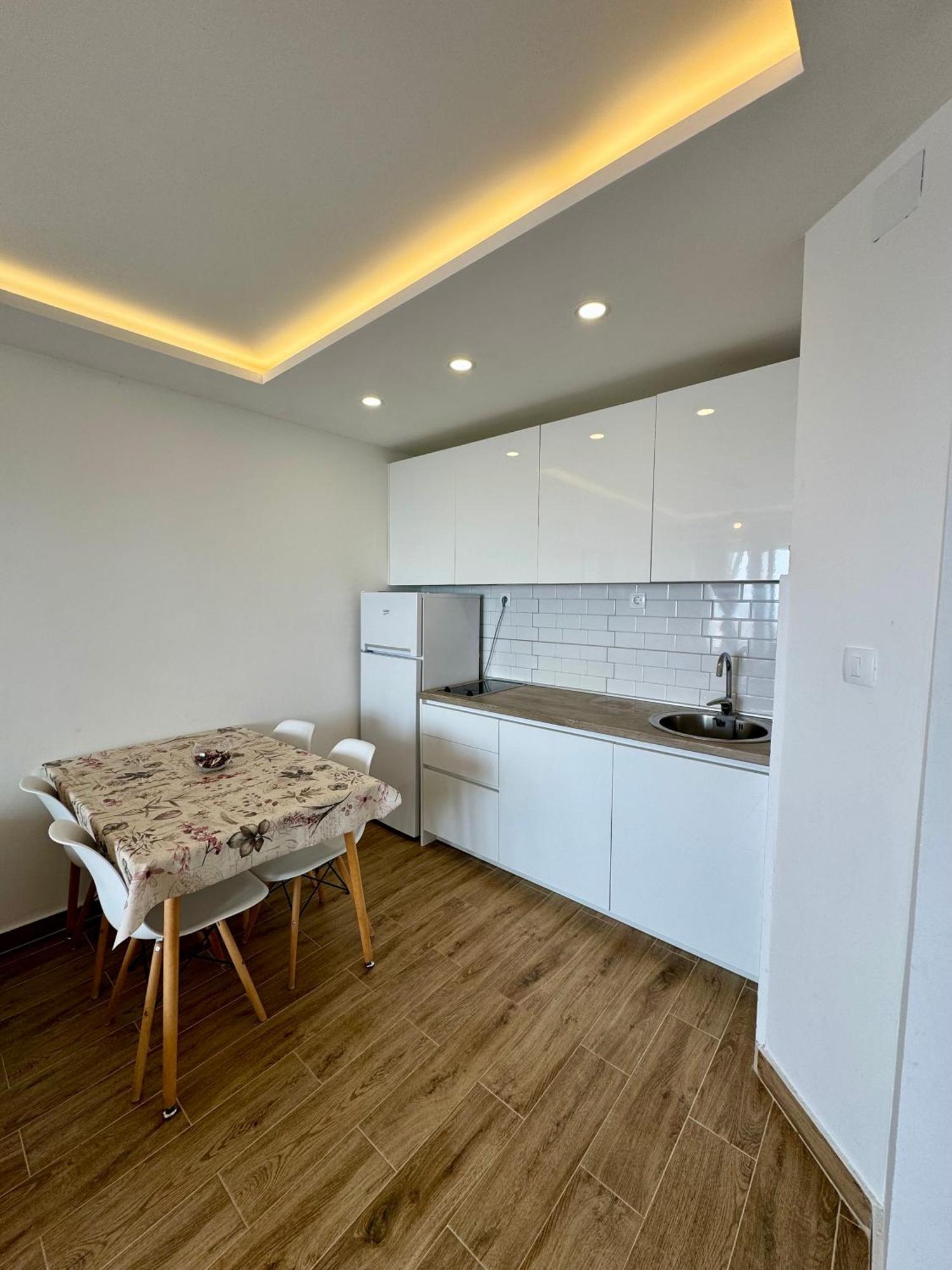 סבטי סטפן Pine&Sea Beach Retreat מראה חיצוני תמונה